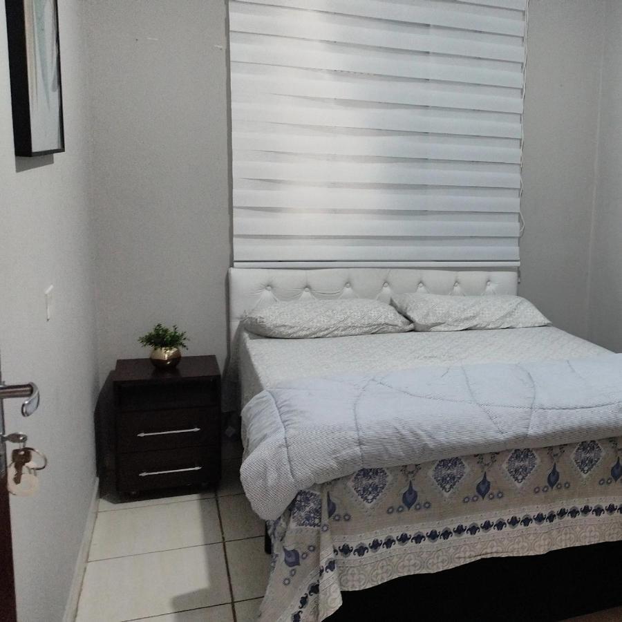 Vitoria Hostel Guarulhos Eksteriør billede