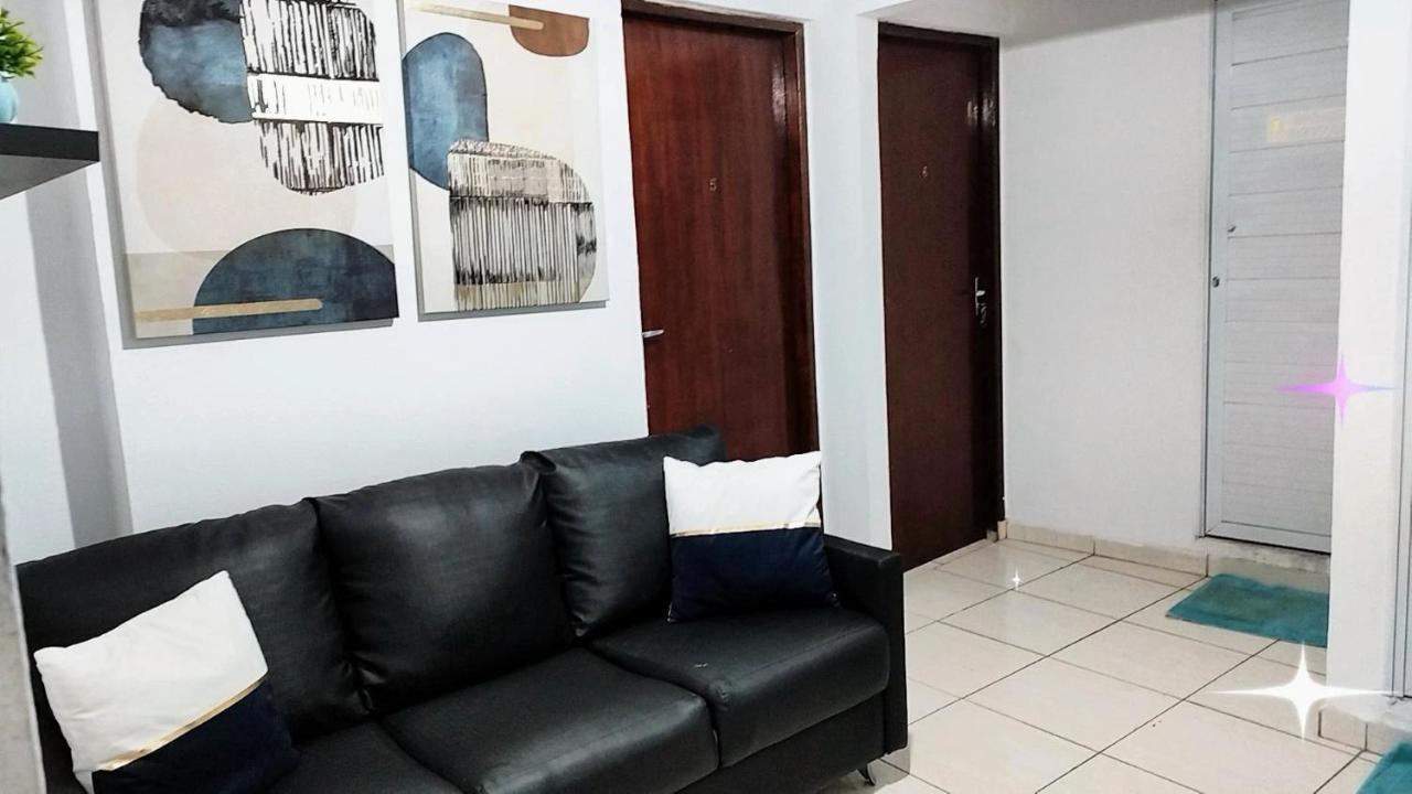 Vitoria Hostel Guarulhos Eksteriør billede