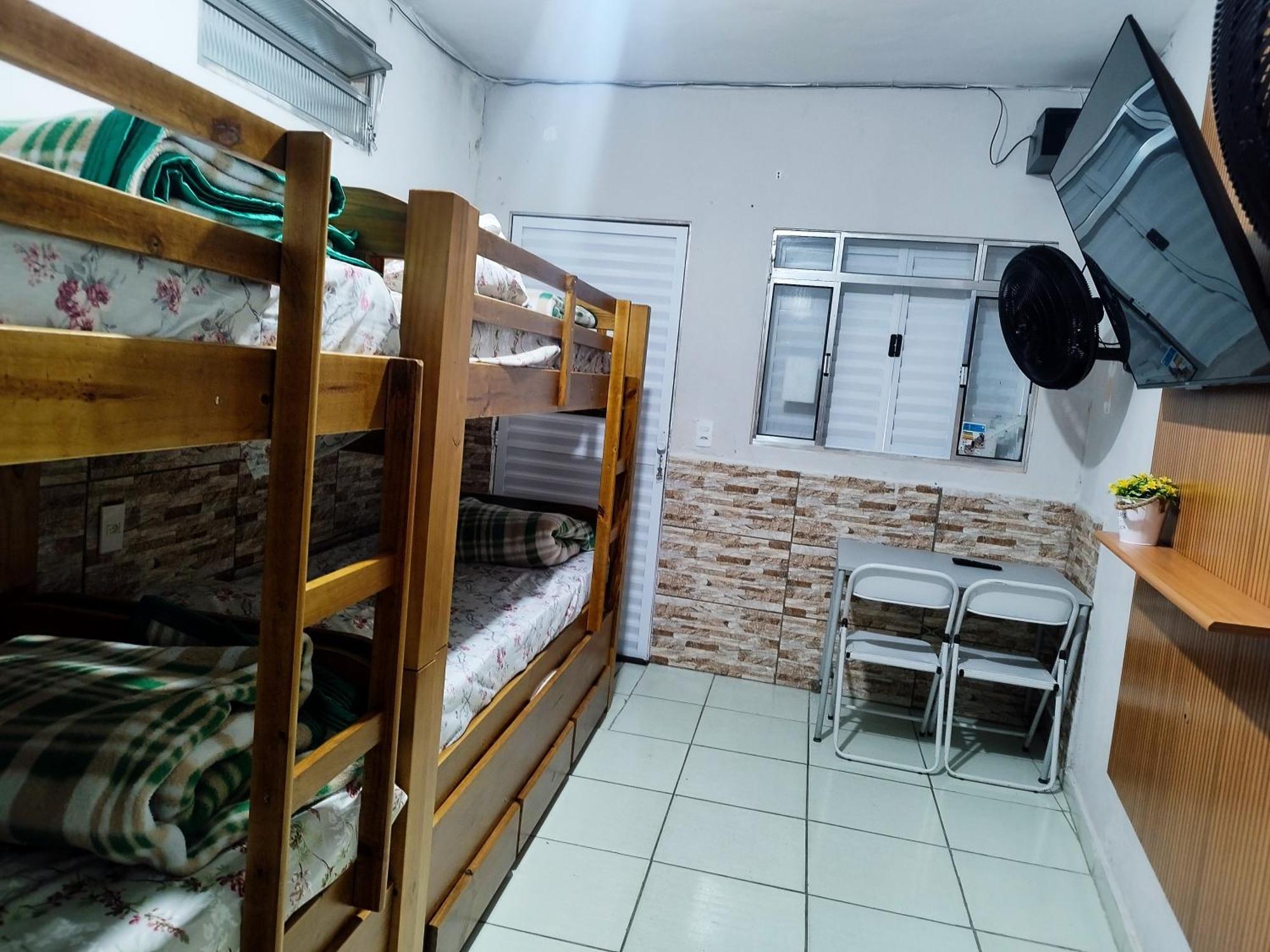 Vitoria Hostel Guarulhos Eksteriør billede